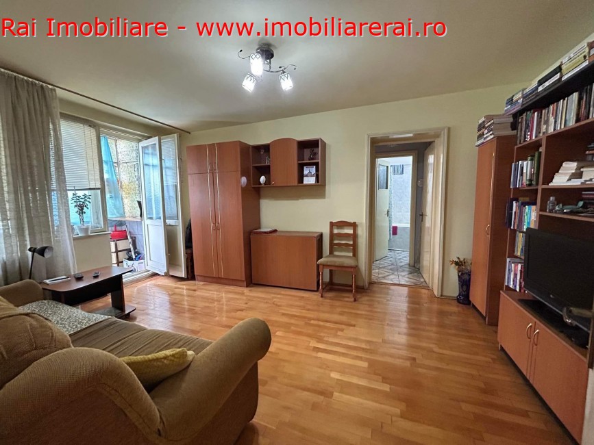 www.imobiliarerai.ro - Vanzare apartament 2 camere